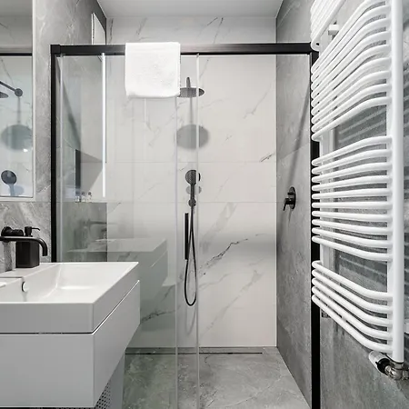 Luxury Mennica With Parking * Warszawa