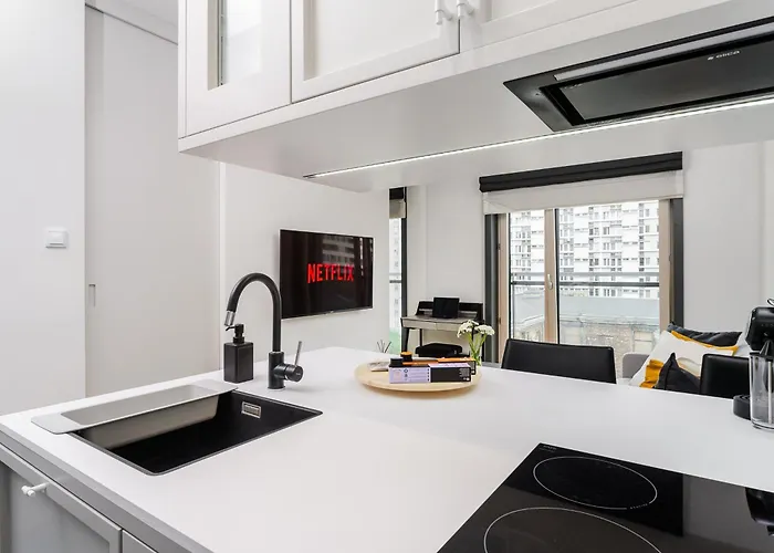 Luxury Mennica With Parking