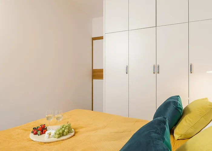 Luxury Mennica With Parking *